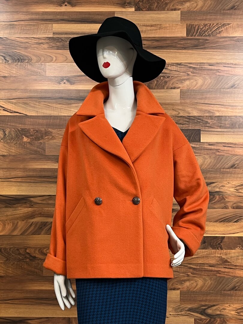 ORANGE JACKE